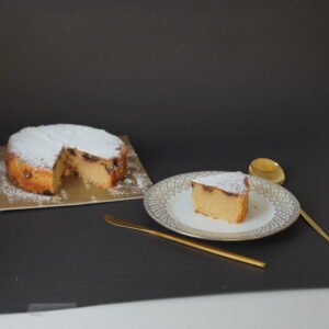 Classic Chocochip Butter Cake