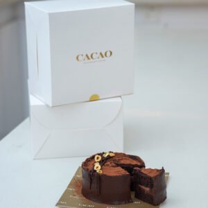 Hazelnut Praline Crunch Cake